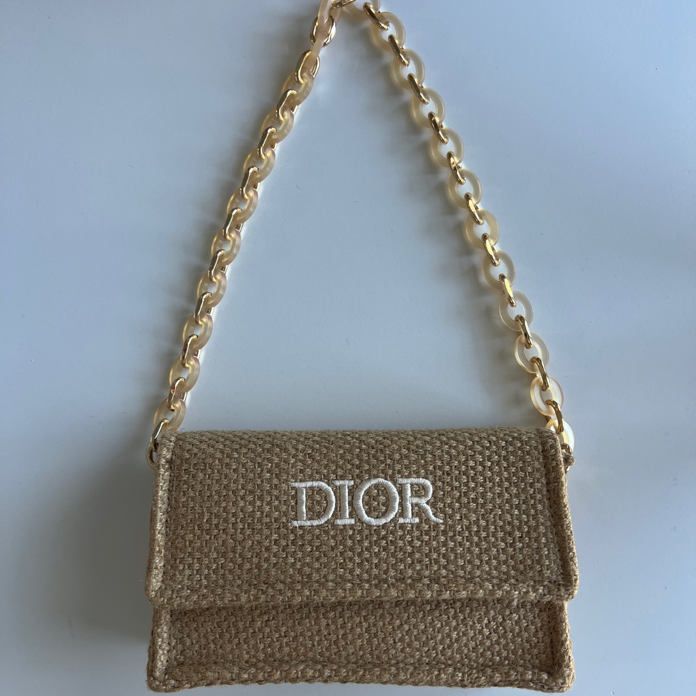 Dior Beige Woven Shoulder Bag with Acrylic Chain - Picture 2 of 16